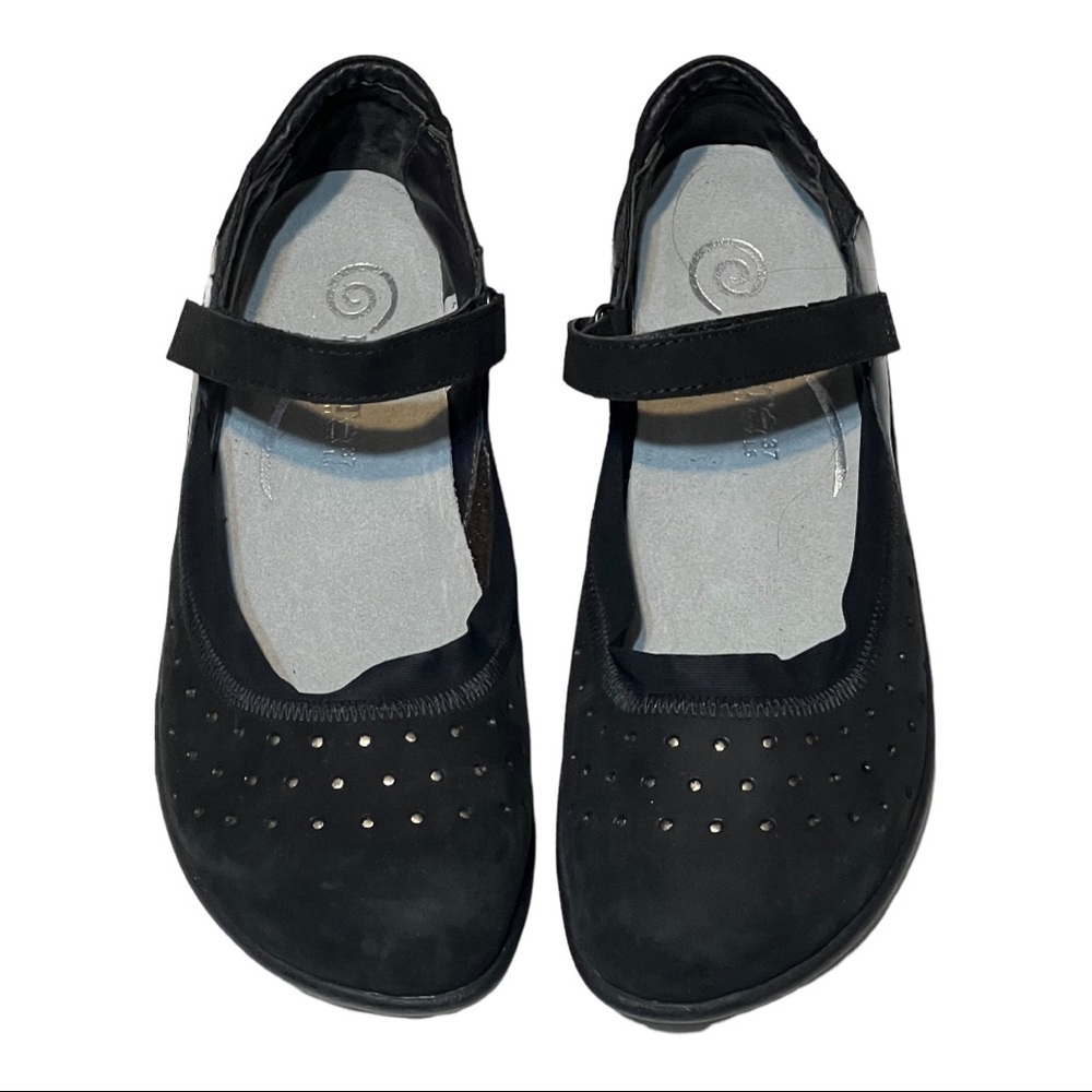 Naot Matua Black Velvet Silver Studded Sandal Black Leather Glass EU 37